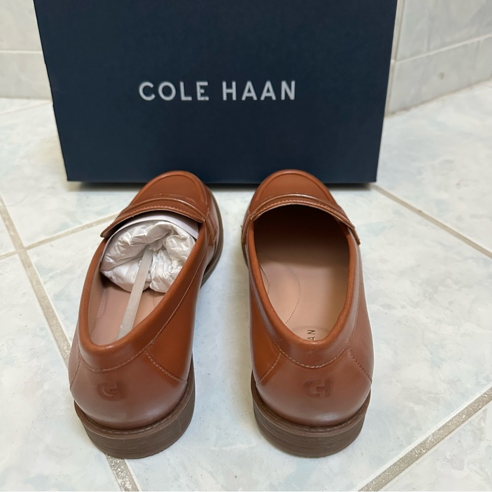NWT Cole Haan Haverhill Women's Tan Leather Penny Loafers Size 6.5 - Picture 4 of 7